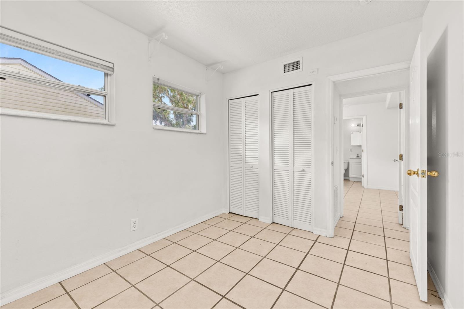 Image 14 of 20 For 2150 Barbara Drive 3