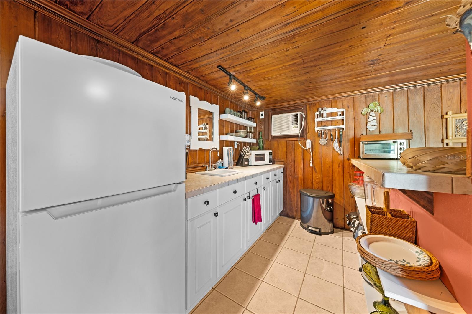 Image 63 of 78 For 2571 Ames Haven Road