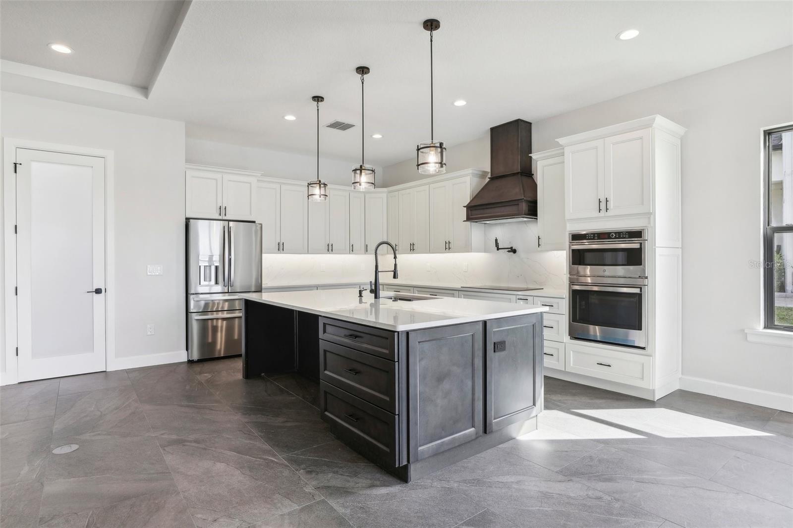 Image 10 of 61 For 224 Valencia Ridge Drive