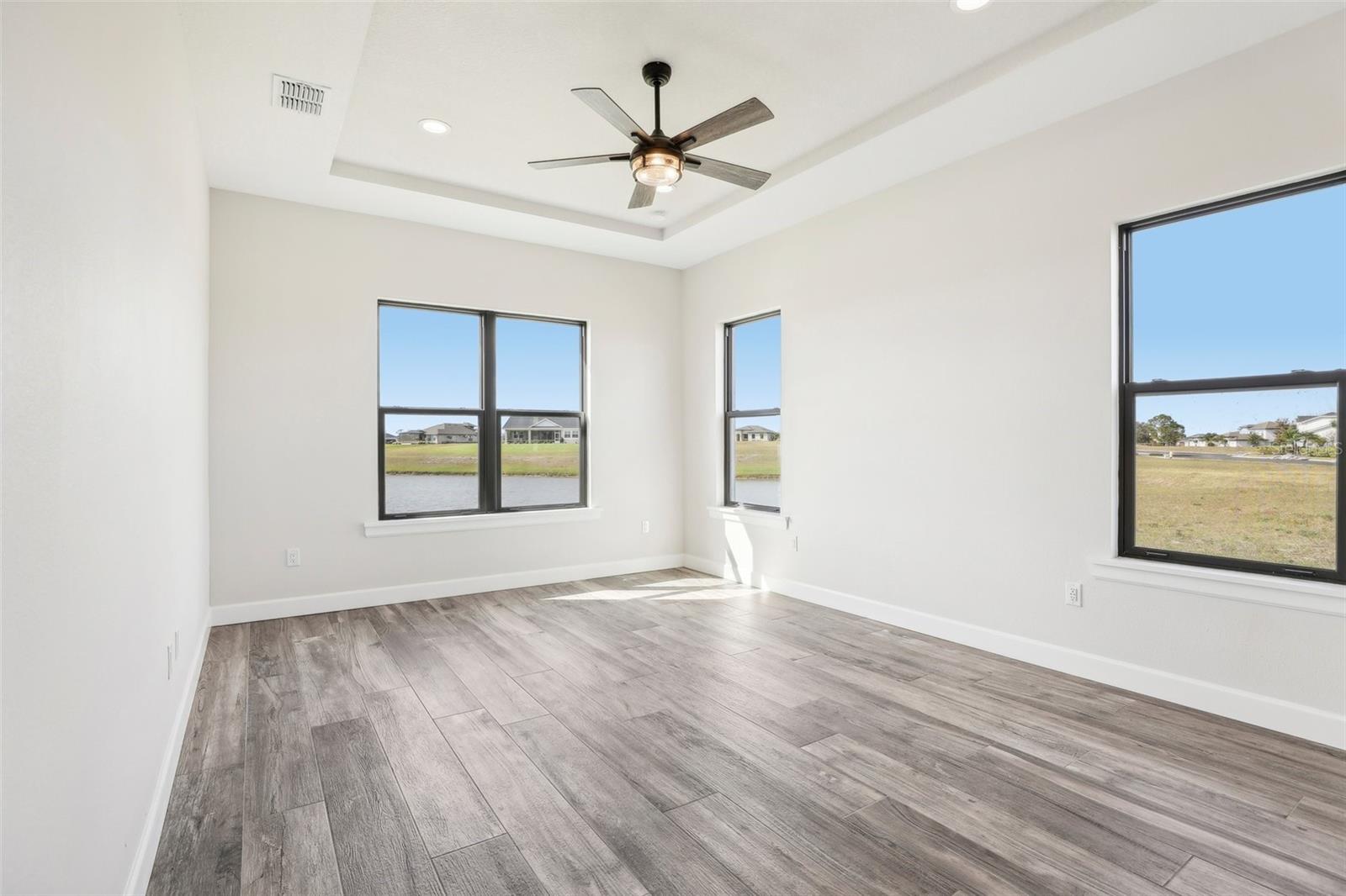 Image 15 of 61 For 224 Valencia Ridge Drive
