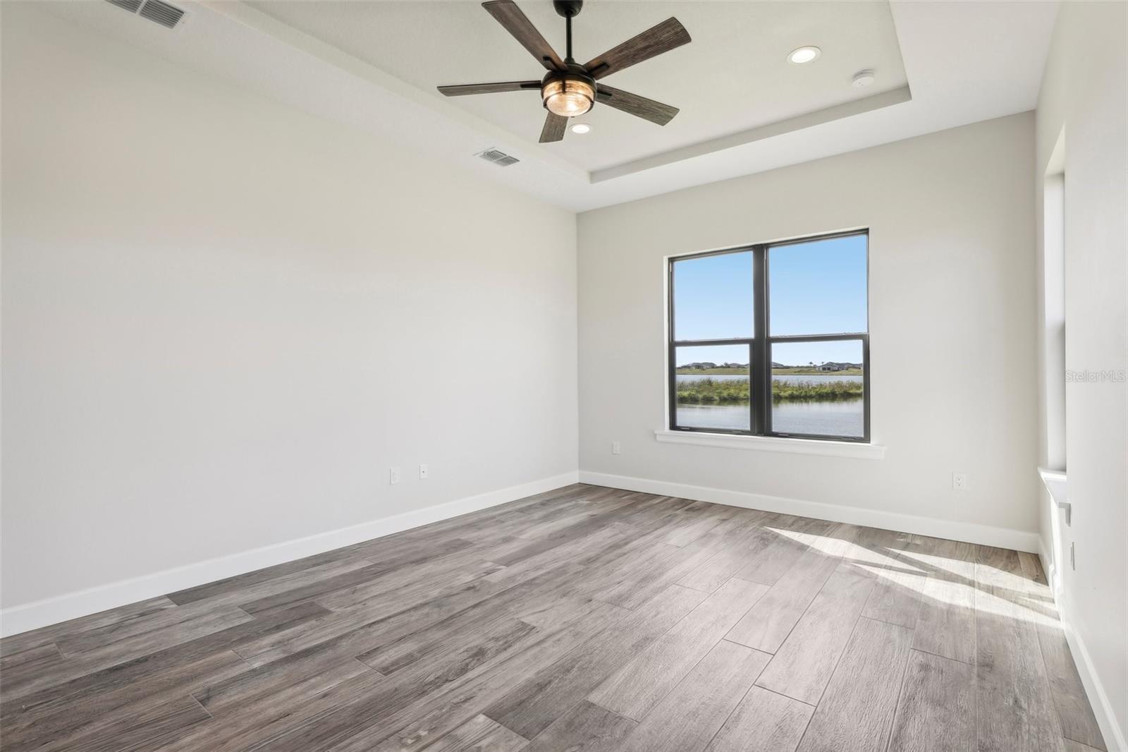 Image 16 of 61 For 224 Valencia Ridge Drive