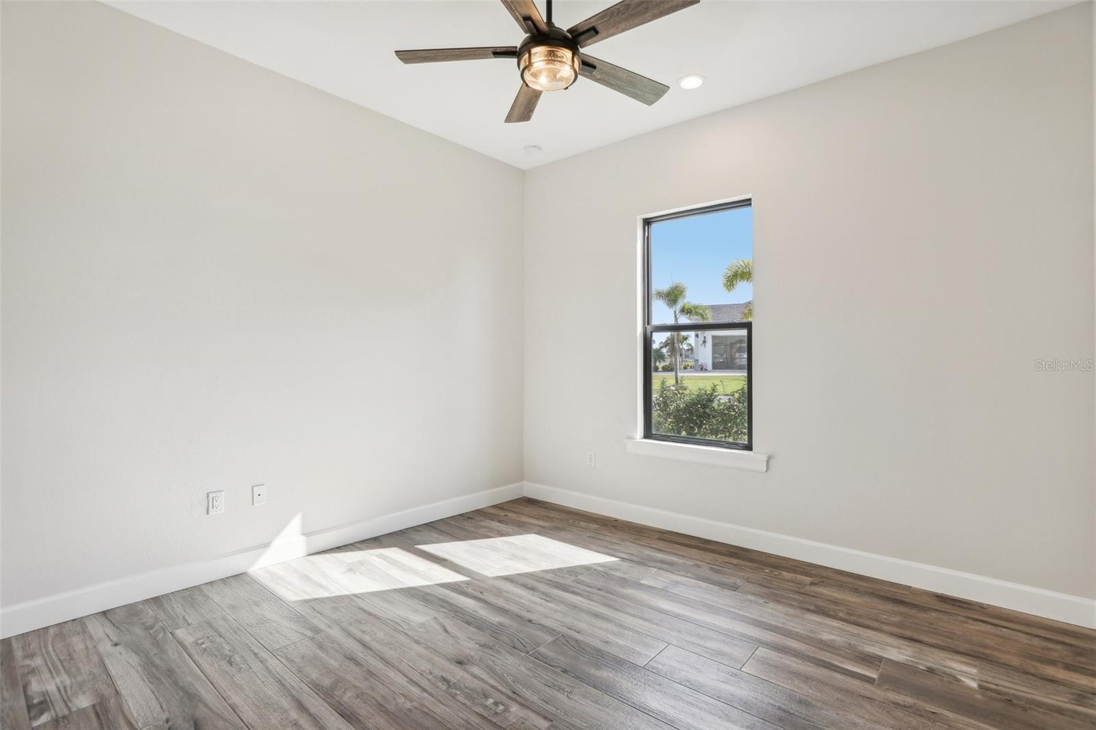 Image 24 of 61 For 224 Valencia Ridge Drive