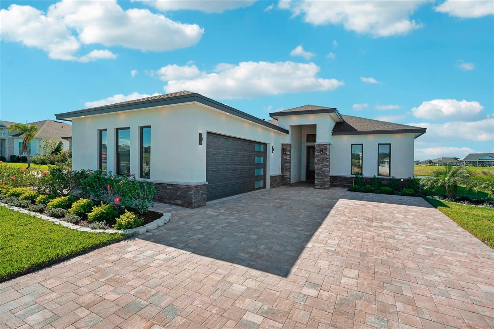 Image 3 of 61 For 224 Valencia Ridge Drive
