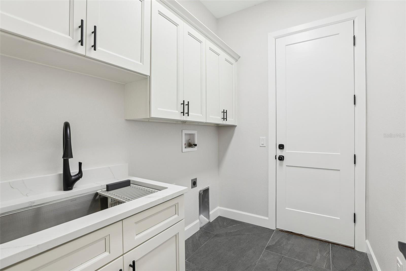 Image 33 of 61 For 224 Valencia Ridge Drive