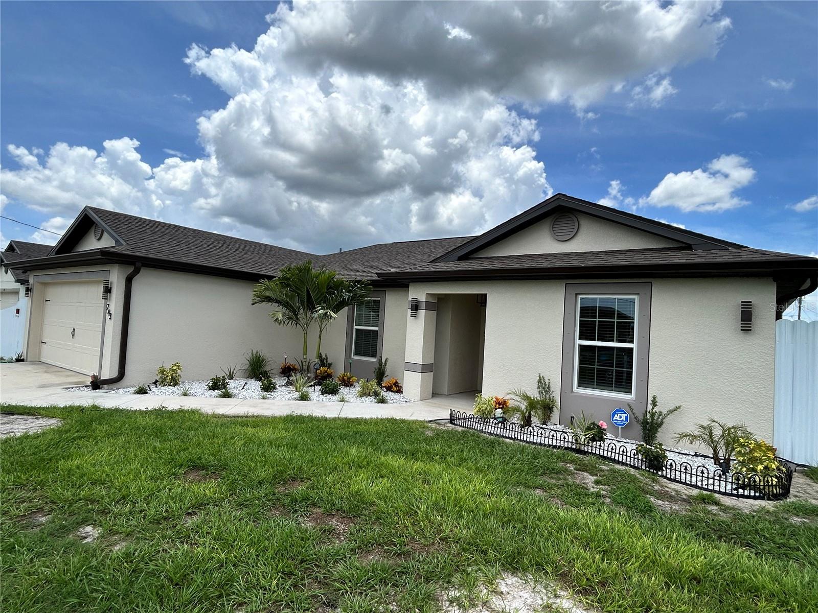 Image 2 of 14 For 243 Loadstar Street