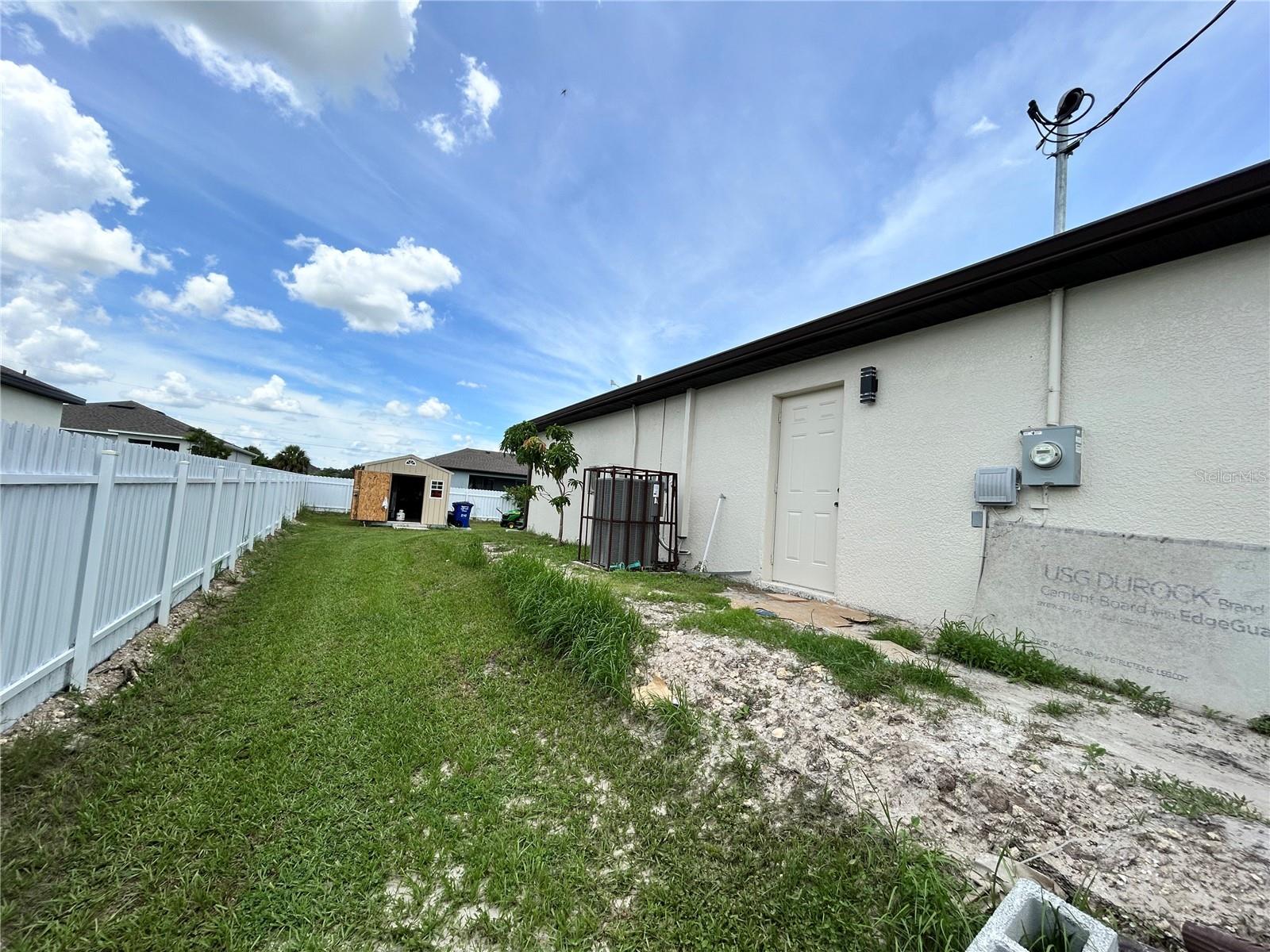 Image 6 of 14 For 243 Loadstar Street