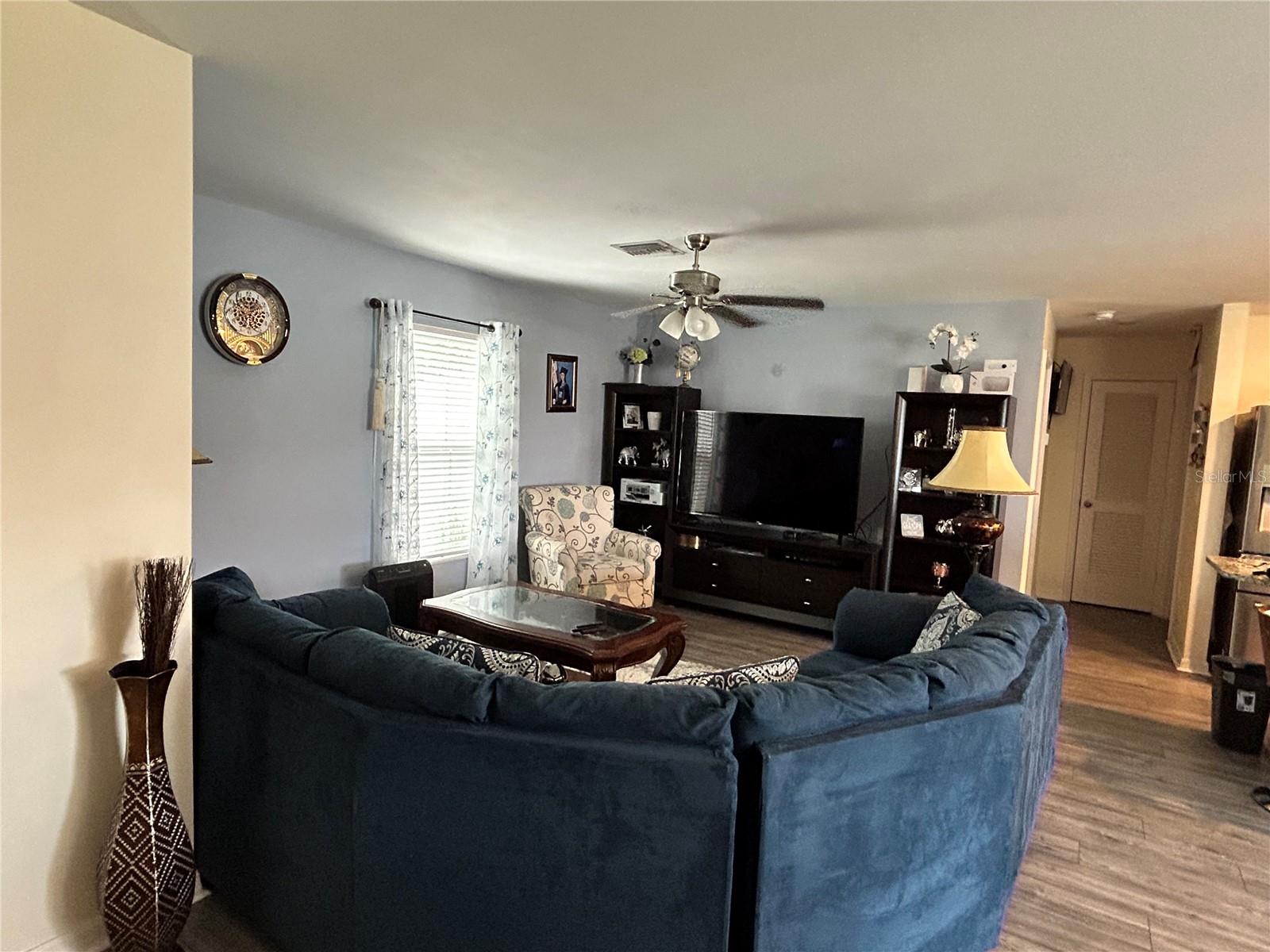 Image 7 of 14 For 243 Loadstar Street