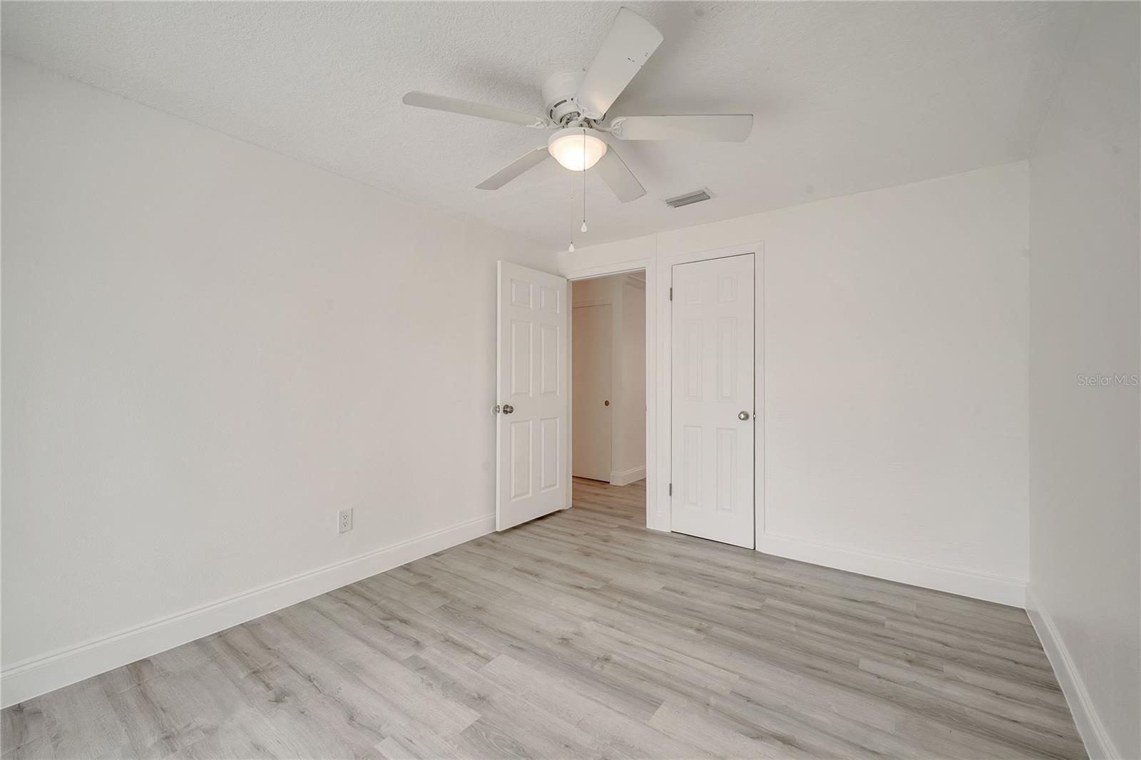 Image 16 of 31 For 4521 Alrix Drive