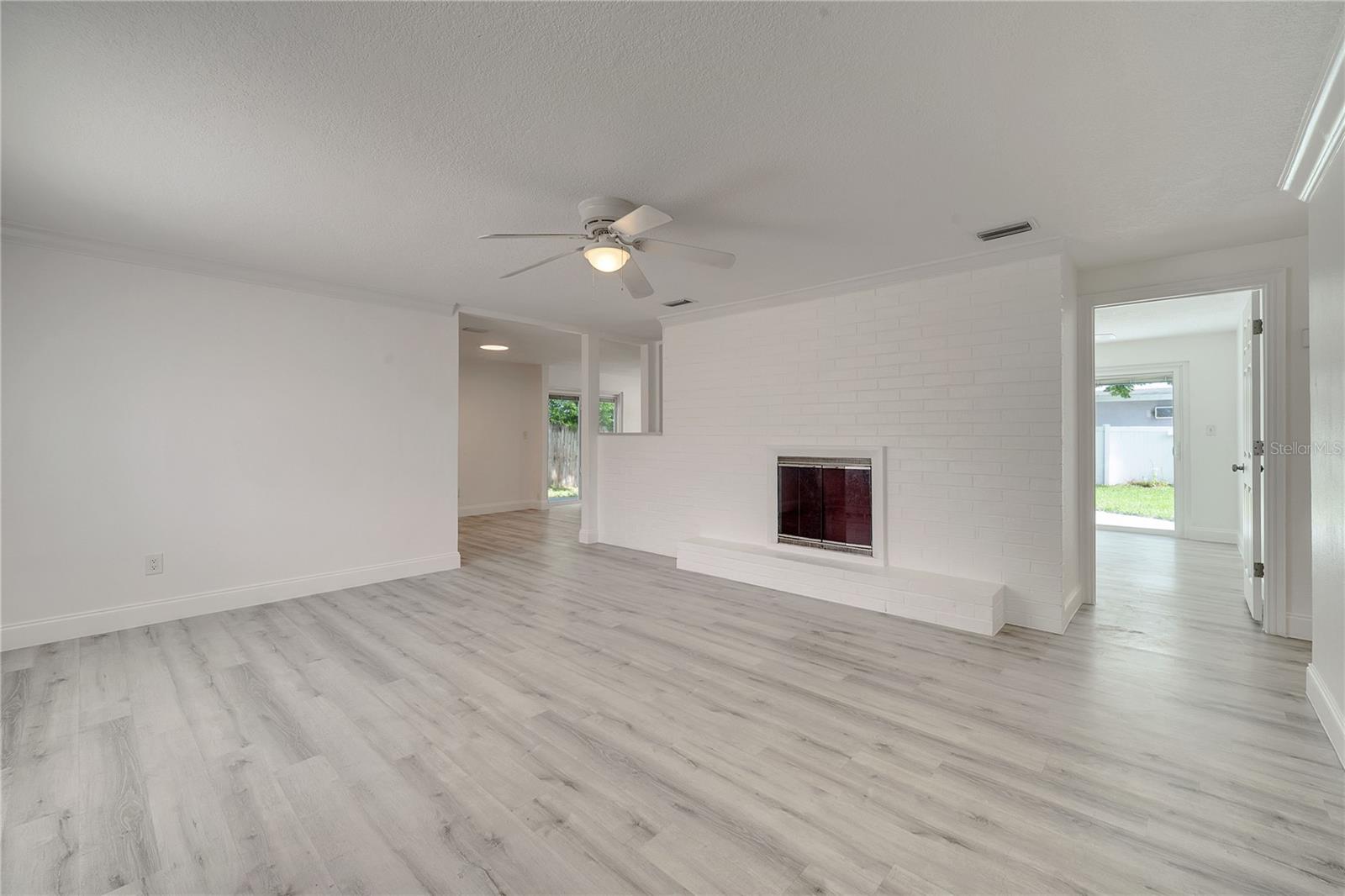 Image 3 of 31 For 4521 Alrix Drive