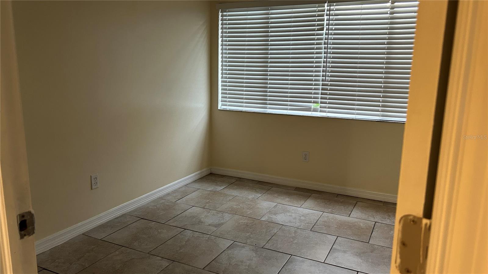 Image 15 of 21 For 300 Dublin Drive