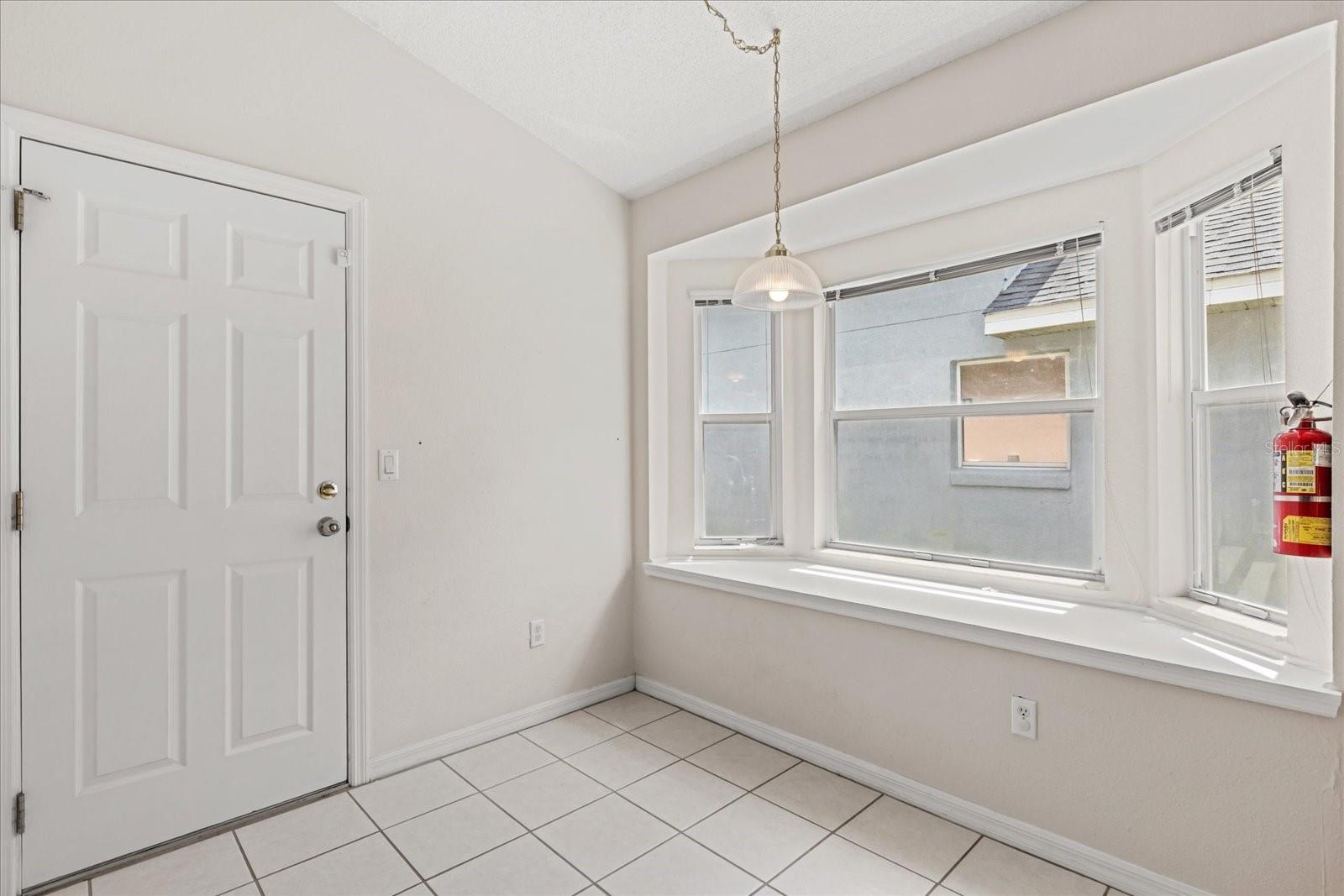 Image 12 of 31 For 2263 Mallory Circle
