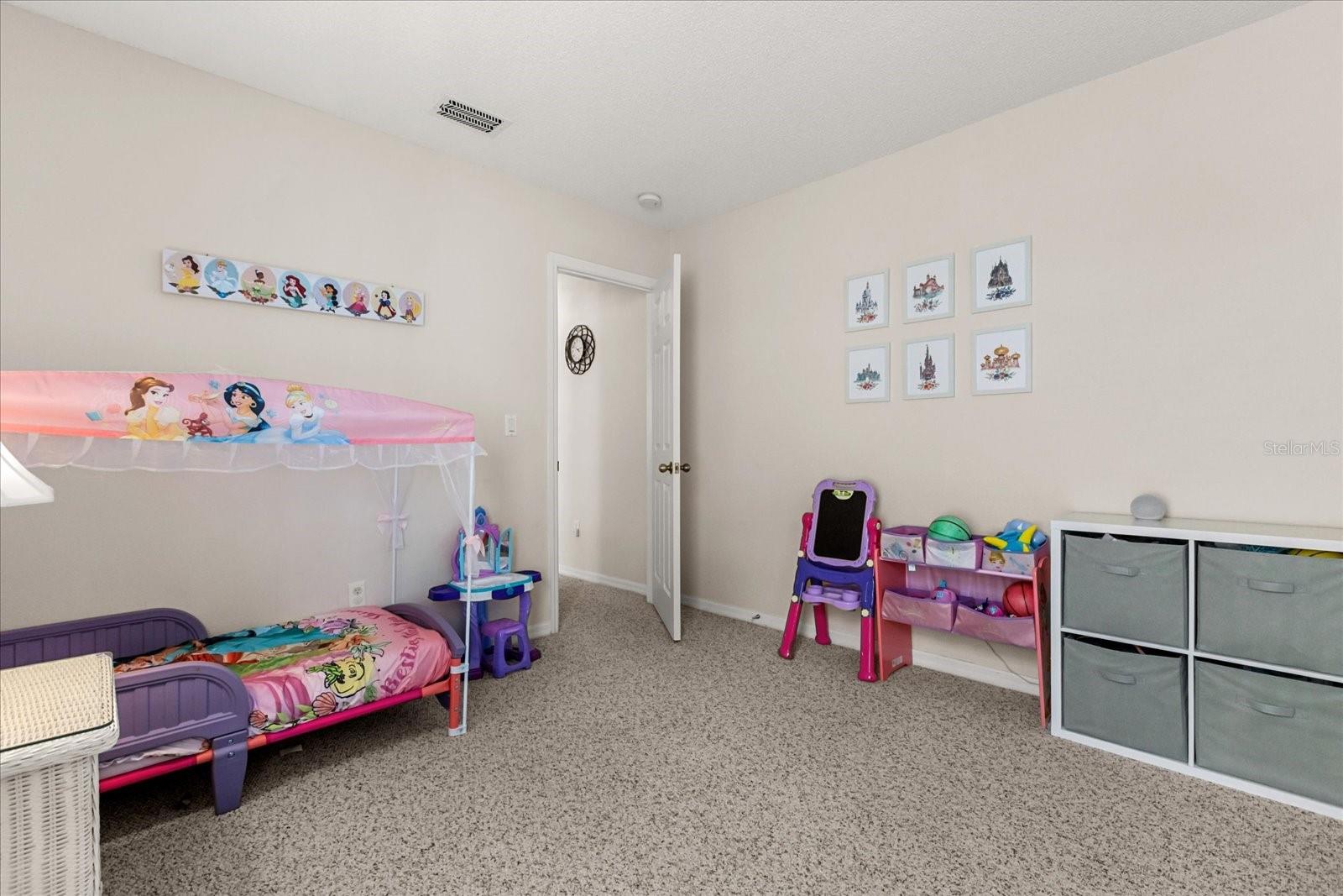 Image 19 of 31 For 2263 Mallory Circle