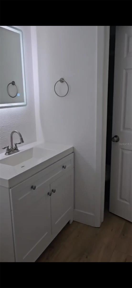Image 2 of 6 For 4406 Lake Orlando Parkway 2