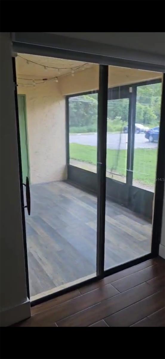 Image 4 of 6 For 4406 Lake Orlando Parkway 2