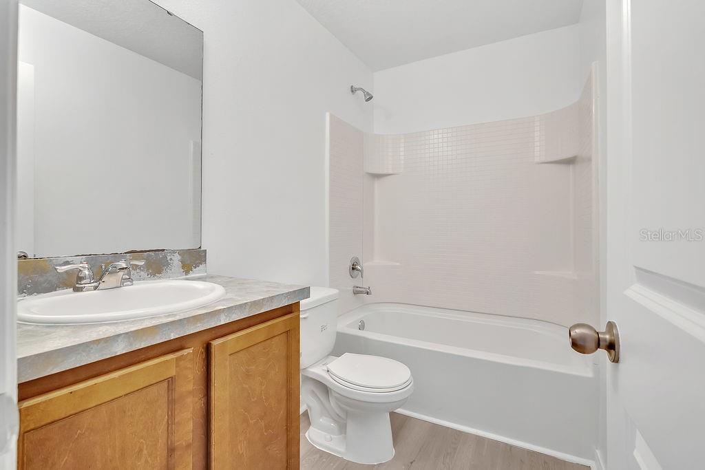 Image 17 of 30 For 303 Anchovie Court
