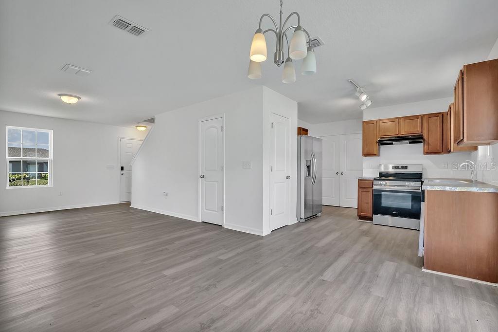 Image 3 of 30 For 303 Anchovie Court