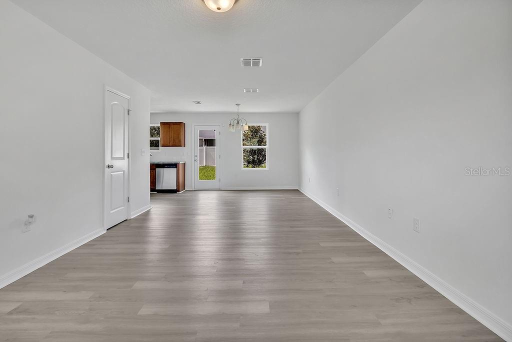 Image 6 of 30 For 303 Anchovie Court