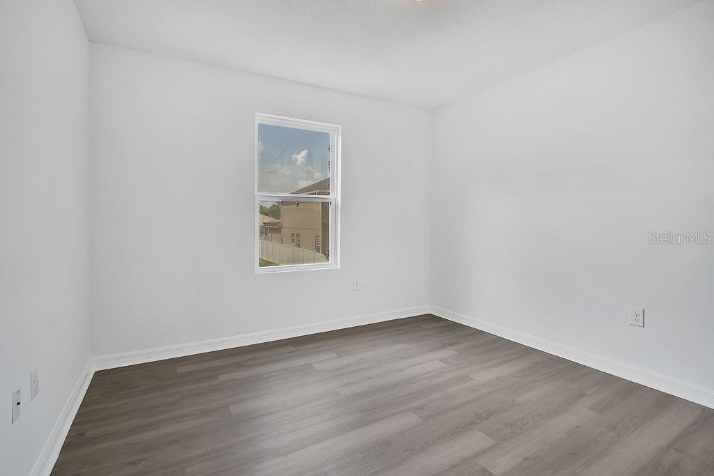 Image 9 of 30 For 303 Anchovie Court