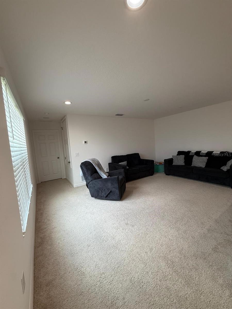 Image 9 of 32 For 1549 Sky Lakes Drive