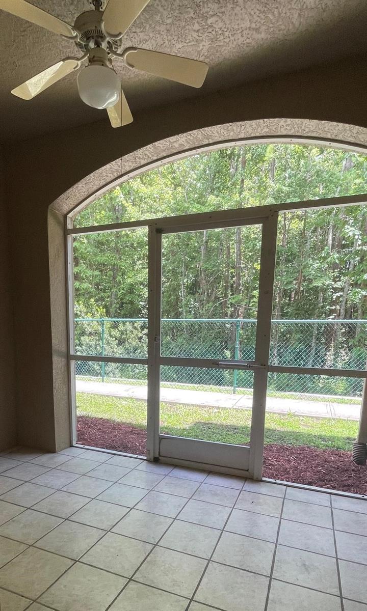 Image 13 of 22 For 14341 Fredricksburg Drive 1016