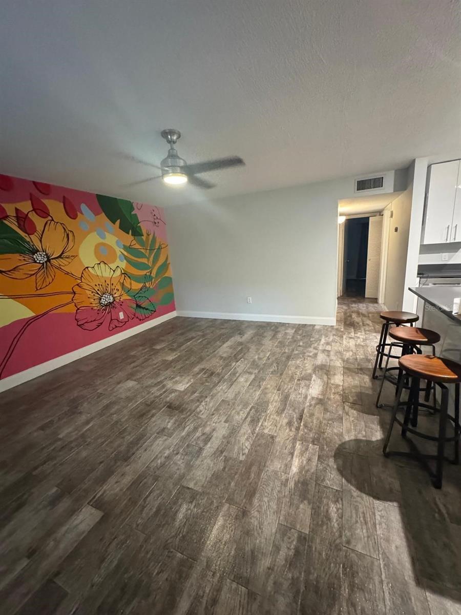 Image 4 of 11 For 2369 Oak Park Way 110
