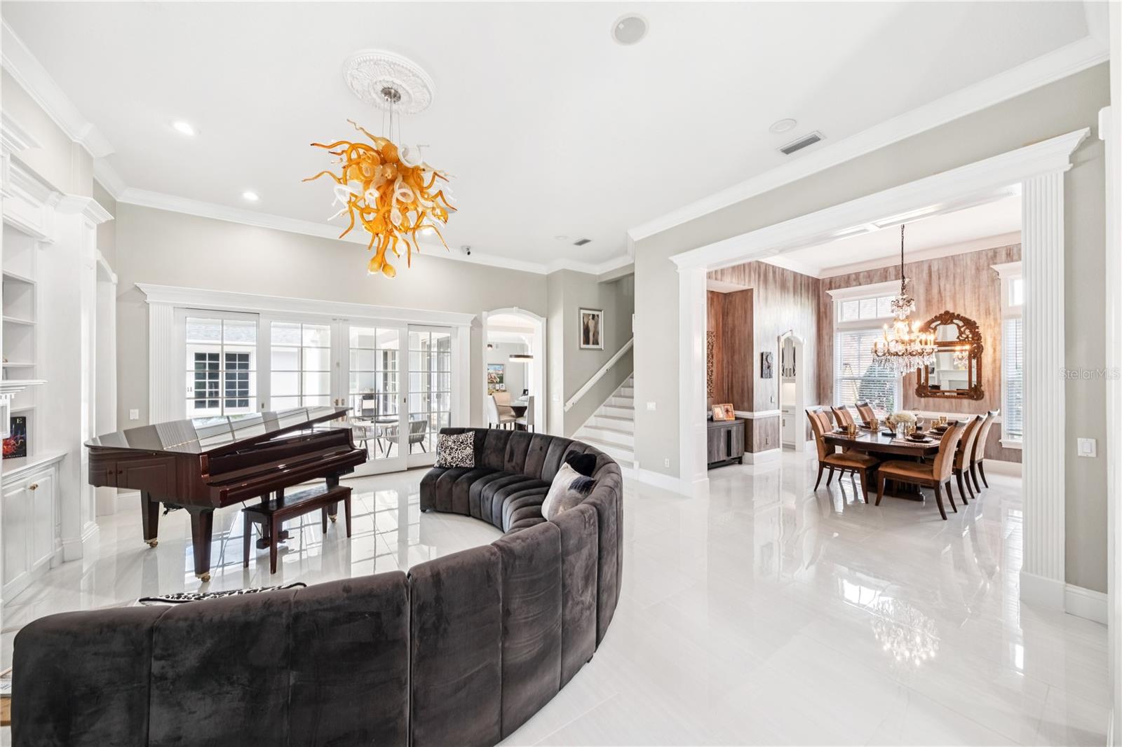 Image 4 of 50 For 502 Golfpark Drive