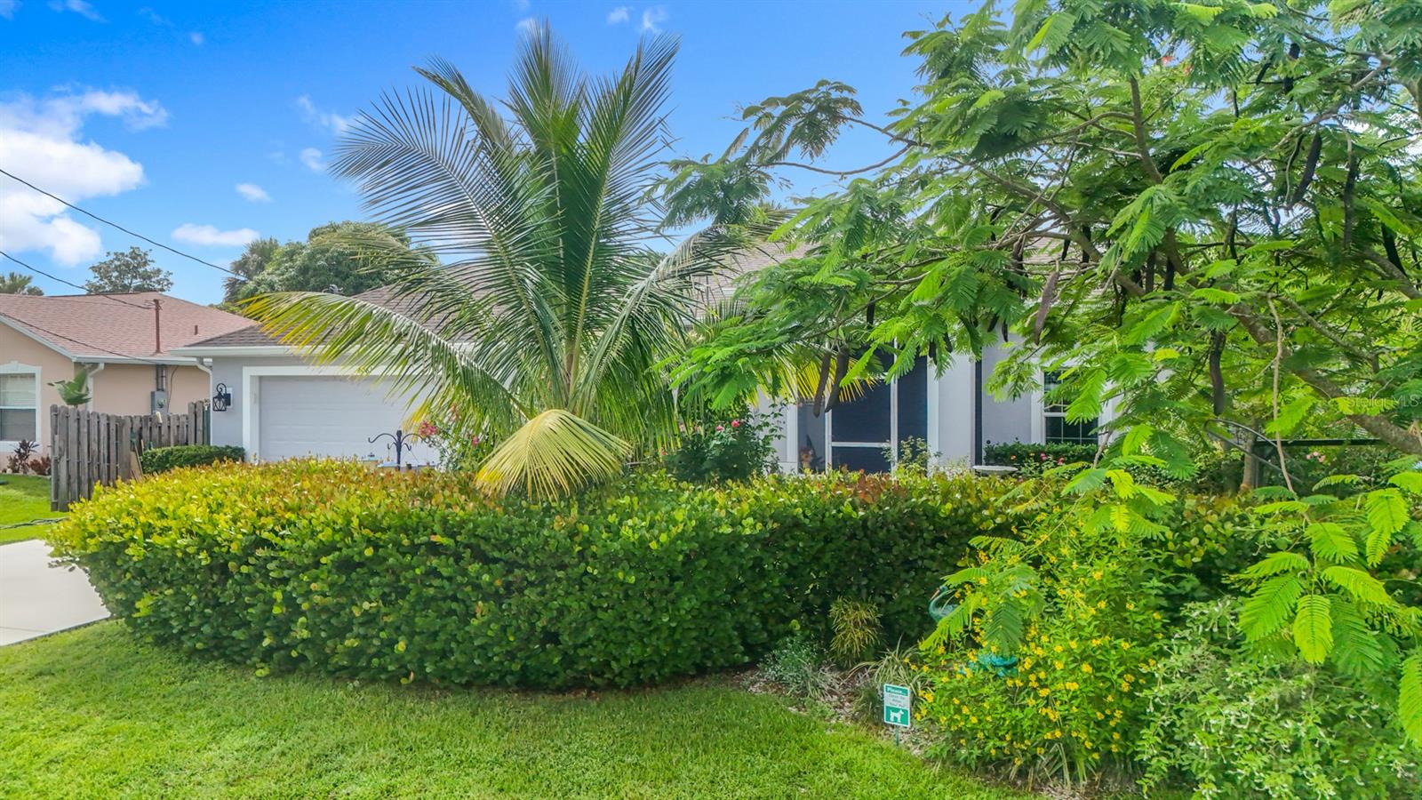 Image 4 of 59 For 2081 Tropical Terrace