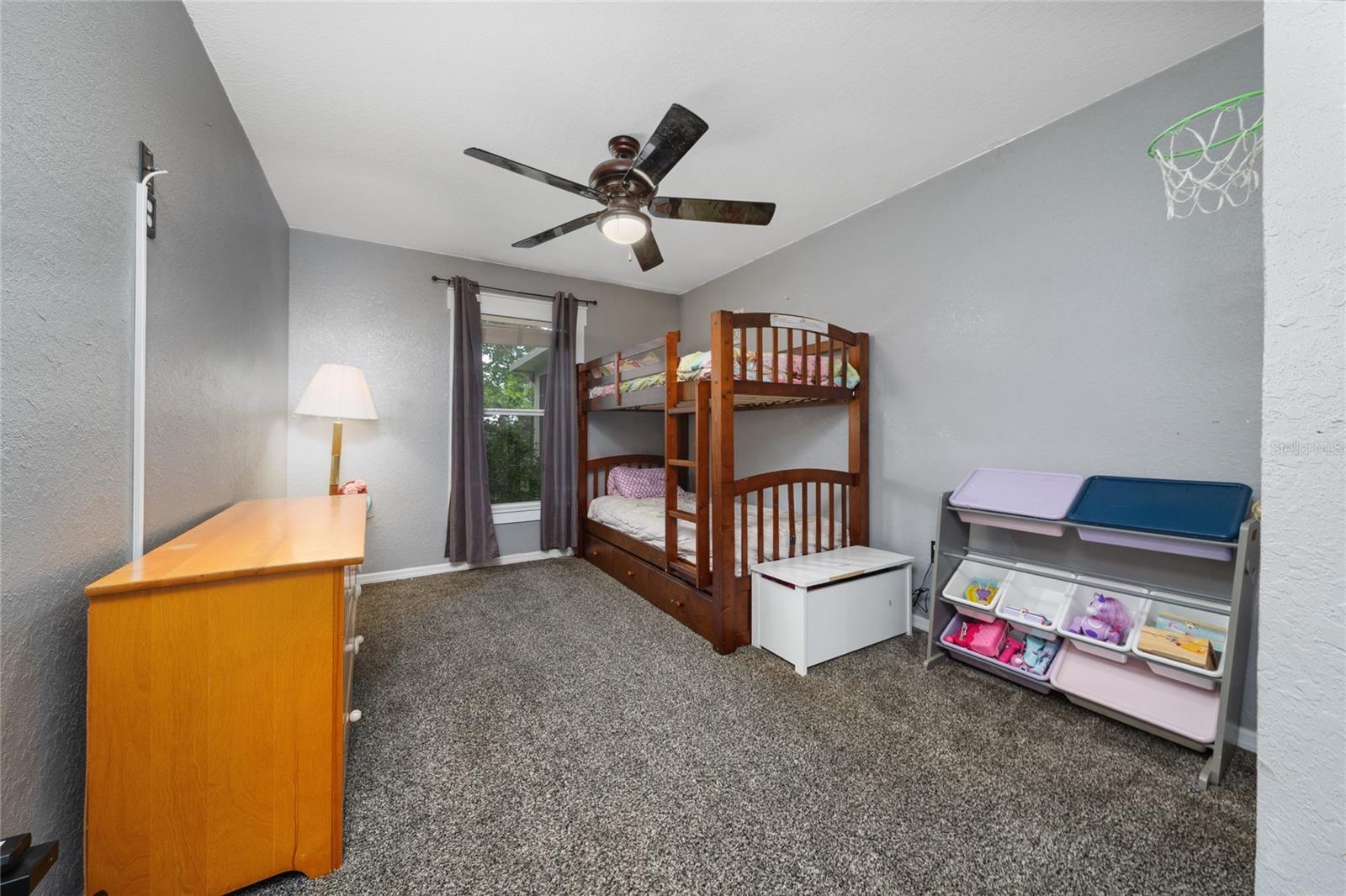 Image 17 of 39 For 1405 Ashbury Court