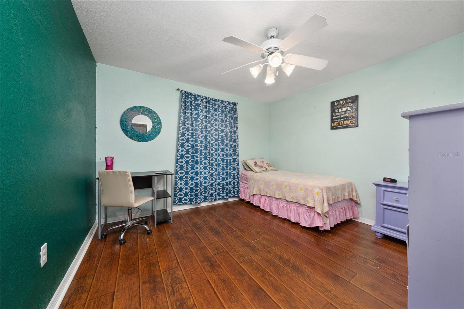 Image 19 of 39 For 1405 Ashbury Court
