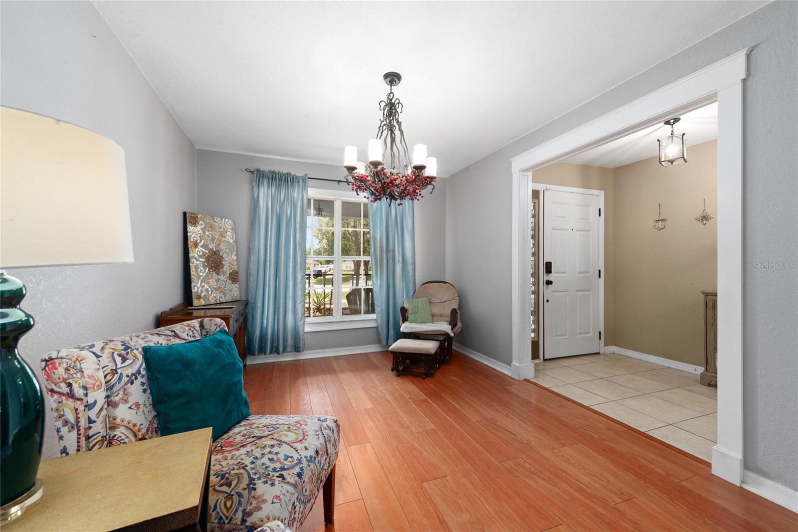 Image 27 of 39 For 1405 Ashbury Court