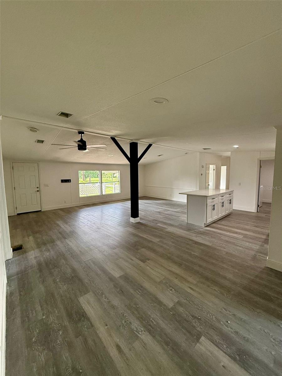 Image 14 of 32 For 110 Sandpine Court