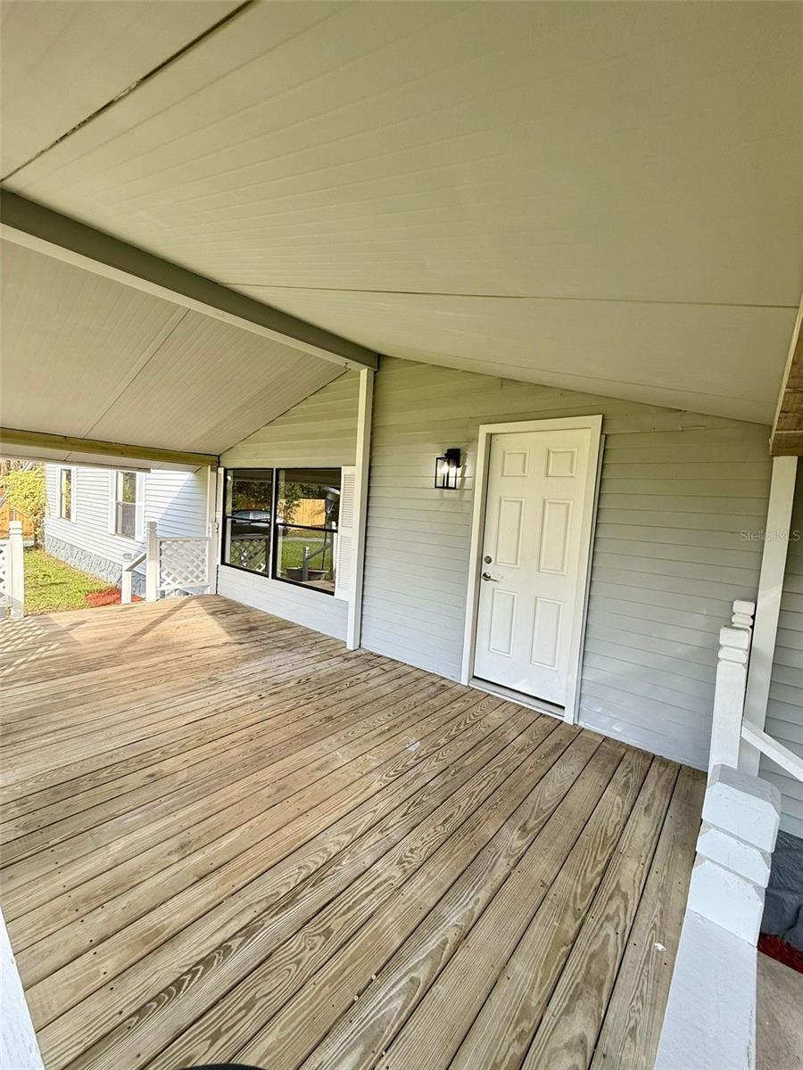 Image 20 of 32 For 110 Sandpine Court