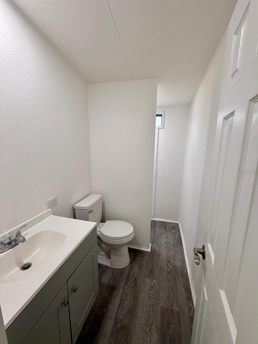 Image 8 of 32 For 110 Sandpine Court