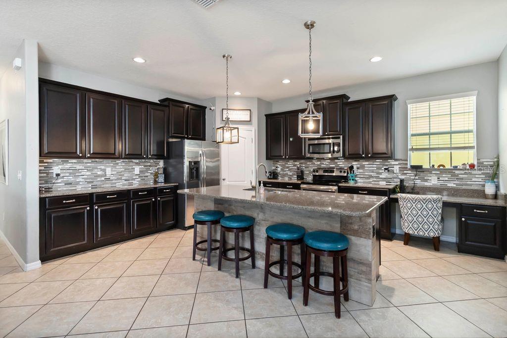 Image 17 of 62 For 3221 Bayflower Avenue