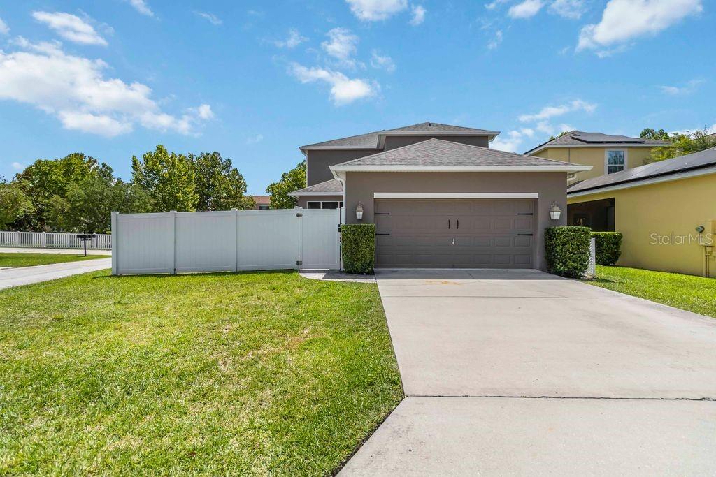 Image 4 of 62 For 3221 Bayflower Avenue