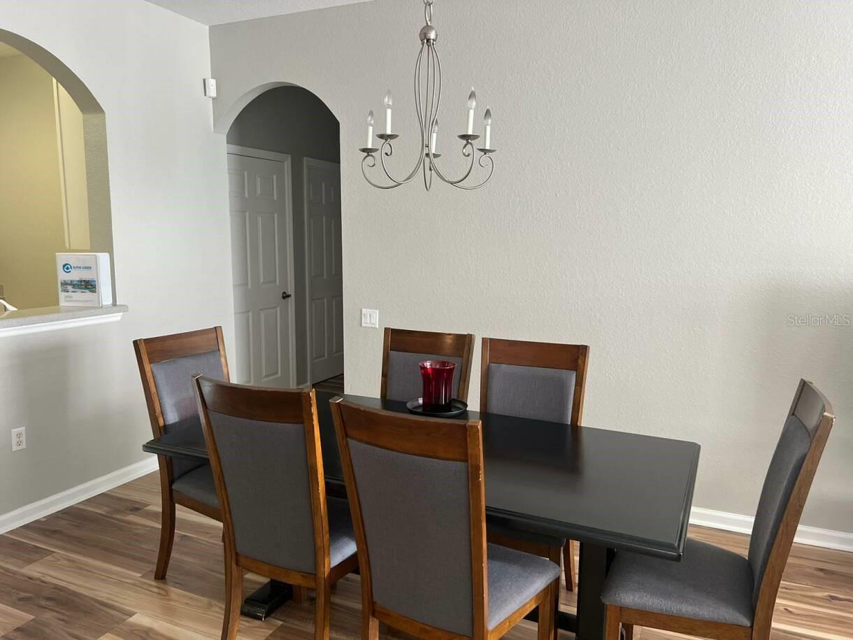 Image 9 of 18 For 4862 Cayview Avenue 40409