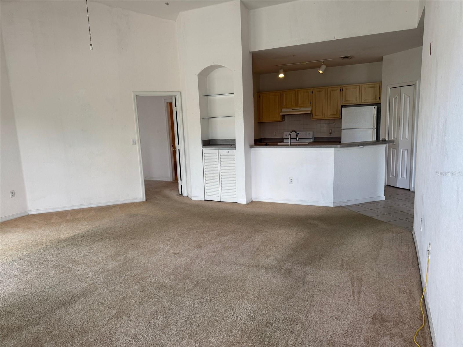 Image 14 of 45 For 8812 Dunes Court 3 208