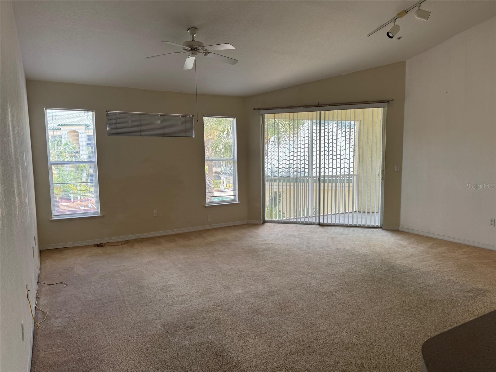 Image 9 of 45 For 8812 Dunes Court 3 208
