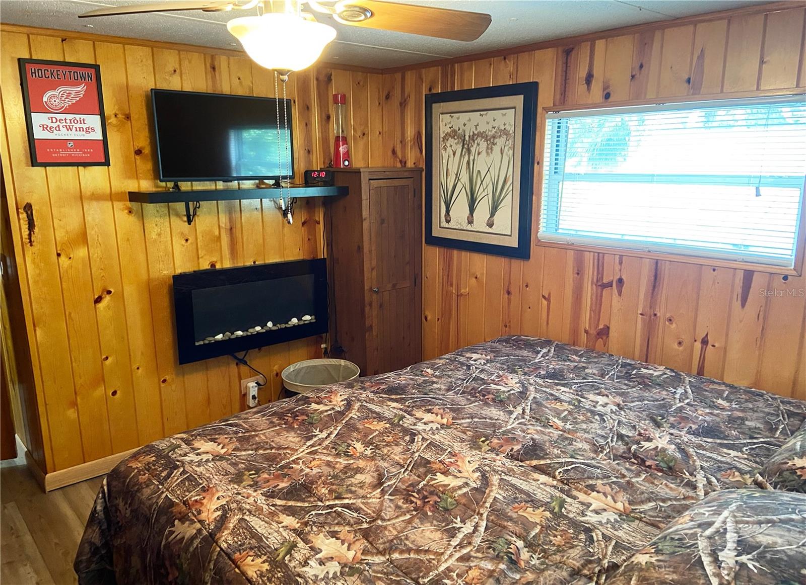 Image 38 of 39 For 2082 Starboard Drive