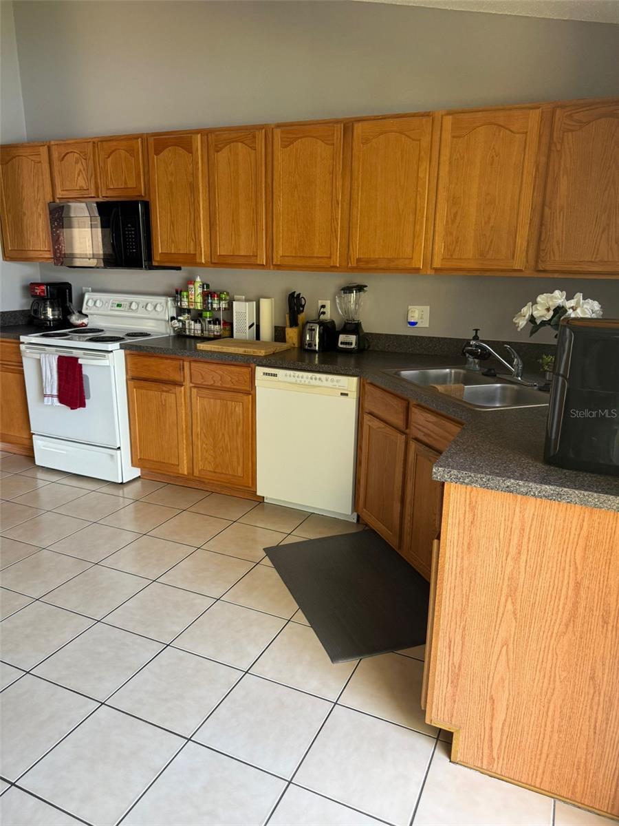 Image 3 of 18 For 308 Coventry Estates Boulevard