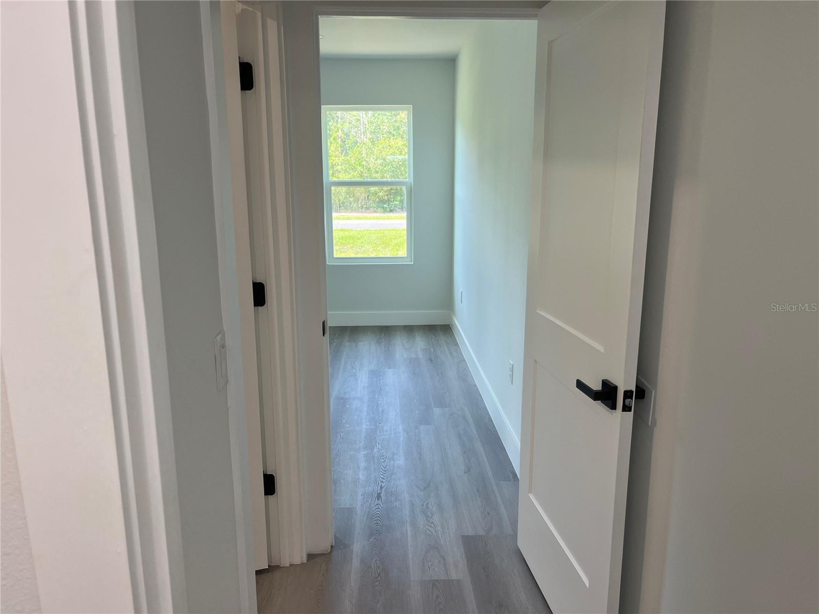 Image 23 of 27 For 202 Bromwich Drive