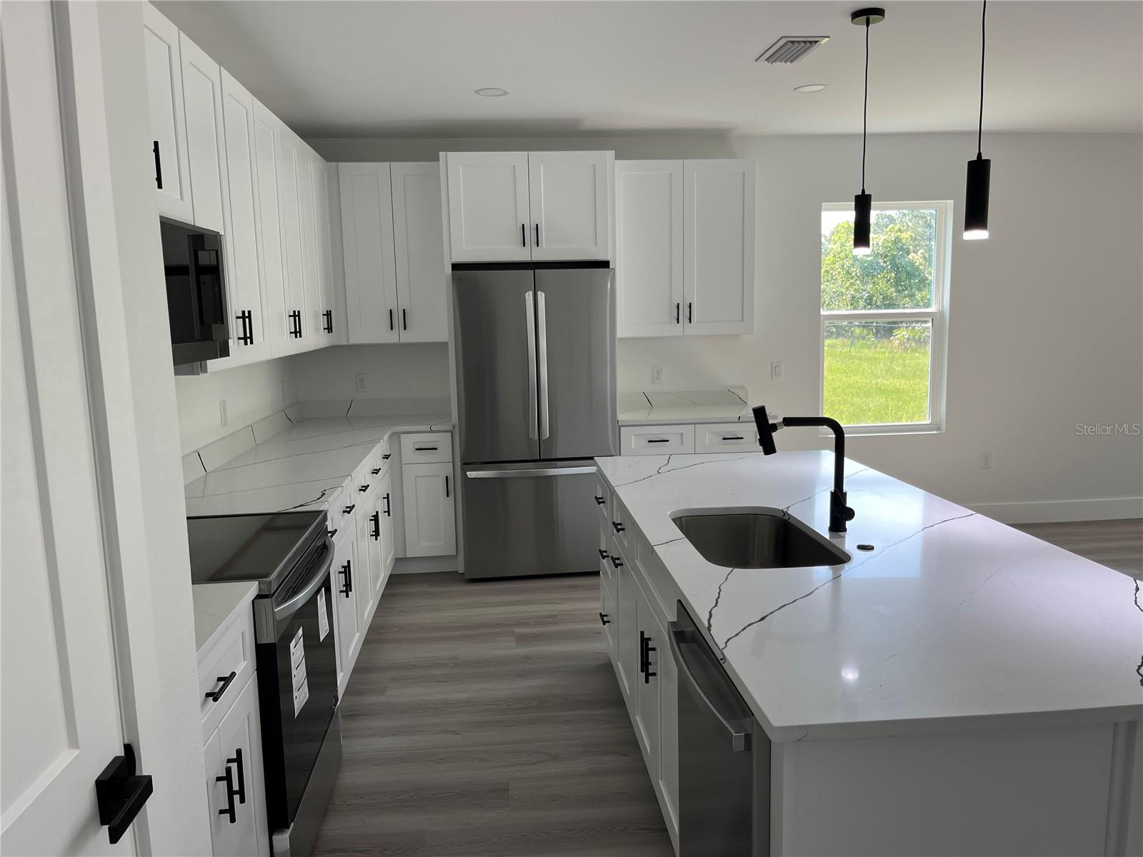 Image 4 of 27 For 202 Bromwich Drive