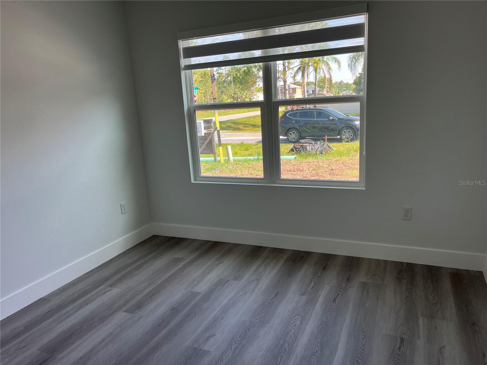 Image 8 of 27 For 202 Bromwich Drive