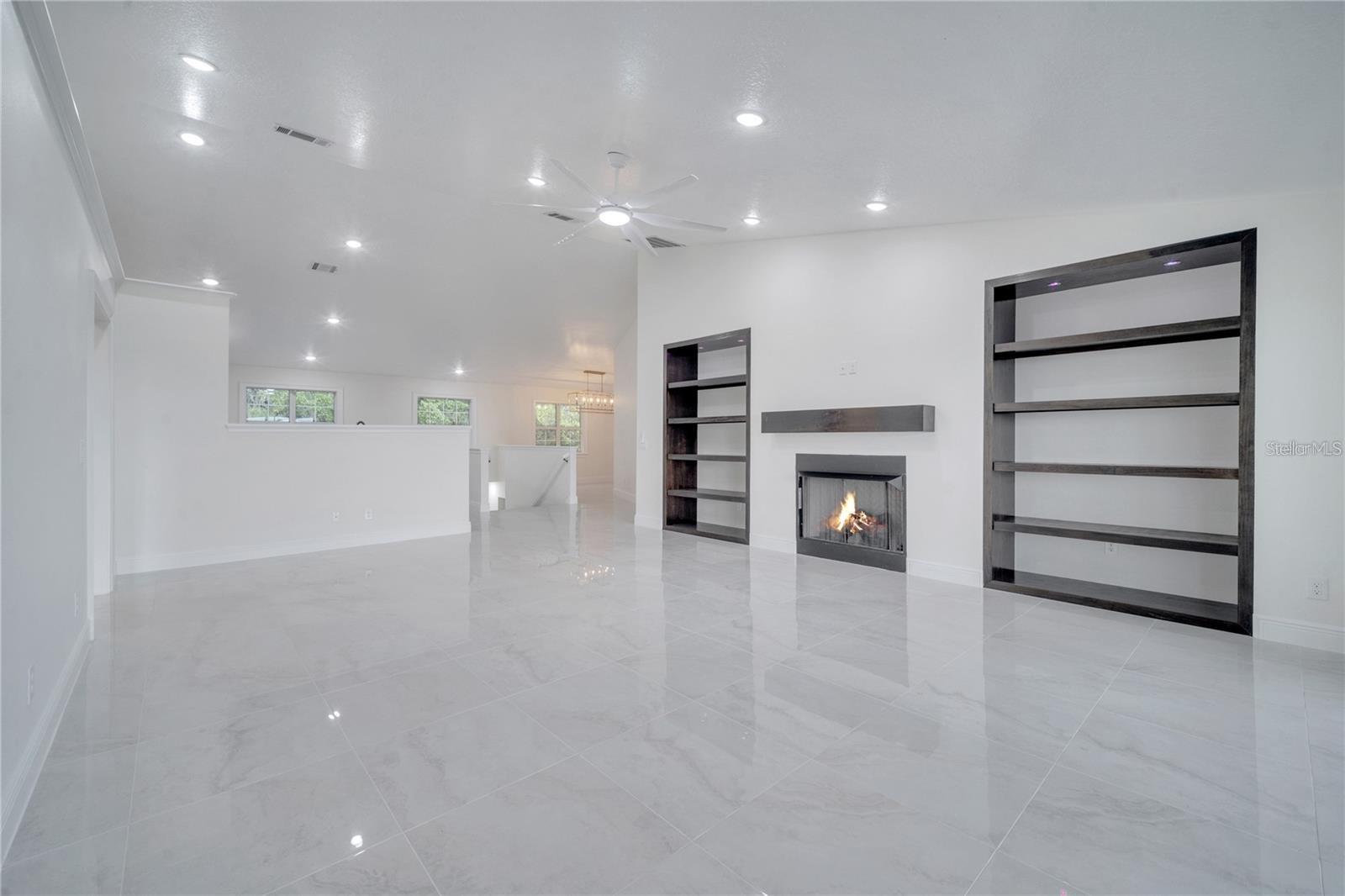 Image 12 of 87 For 2525 Ridgeway Drive