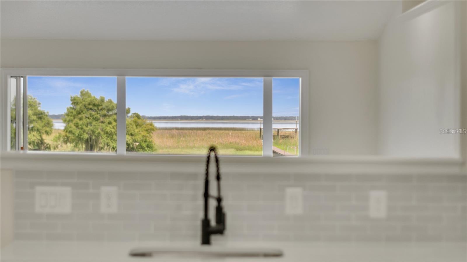 Image 24 of 87 For 2525 Ridgeway Drive
