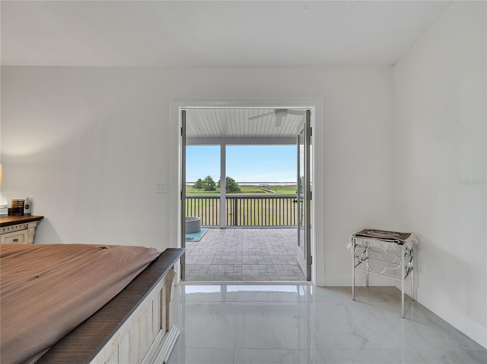 Image 39 of 87 For 2525 Ridgeway Drive