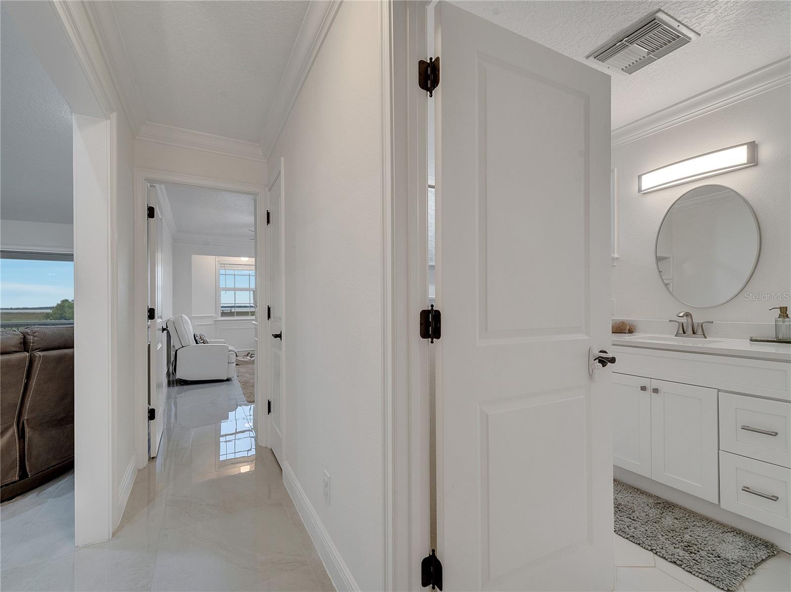 Image 47 of 87 For 2525 Ridgeway Drive