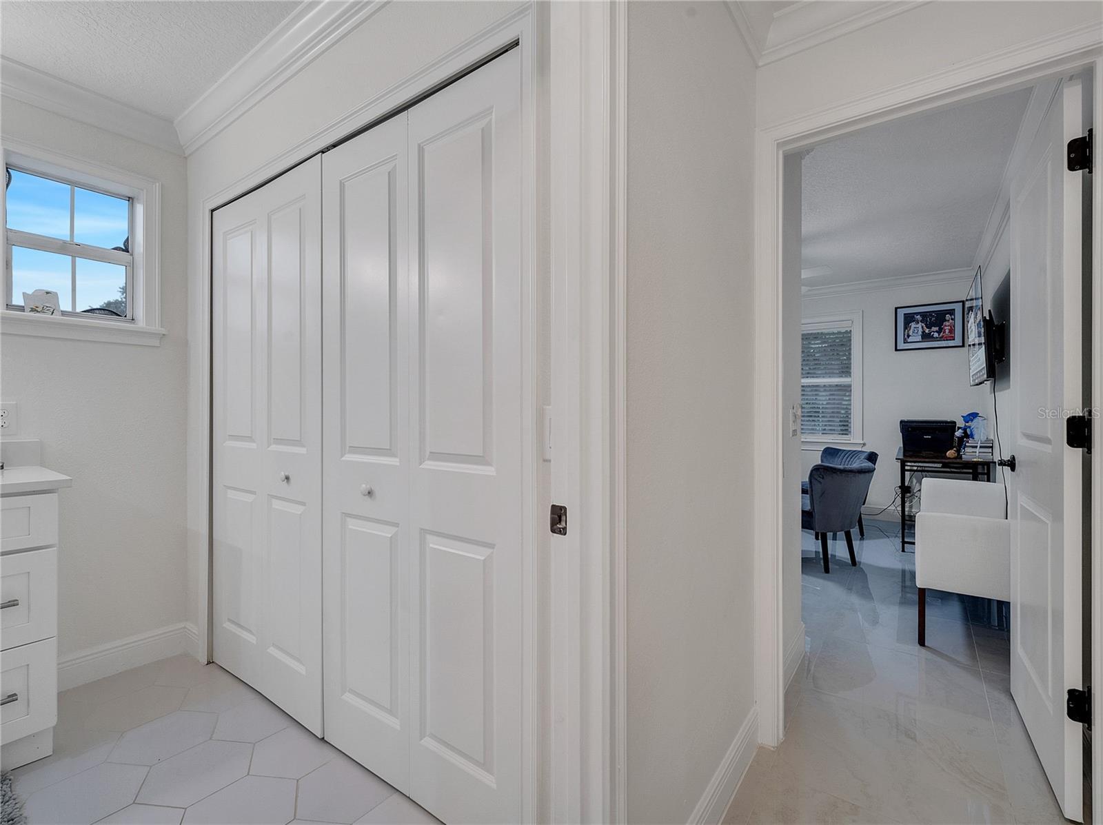 Image 51 of 87 For 2525 Ridgeway Drive