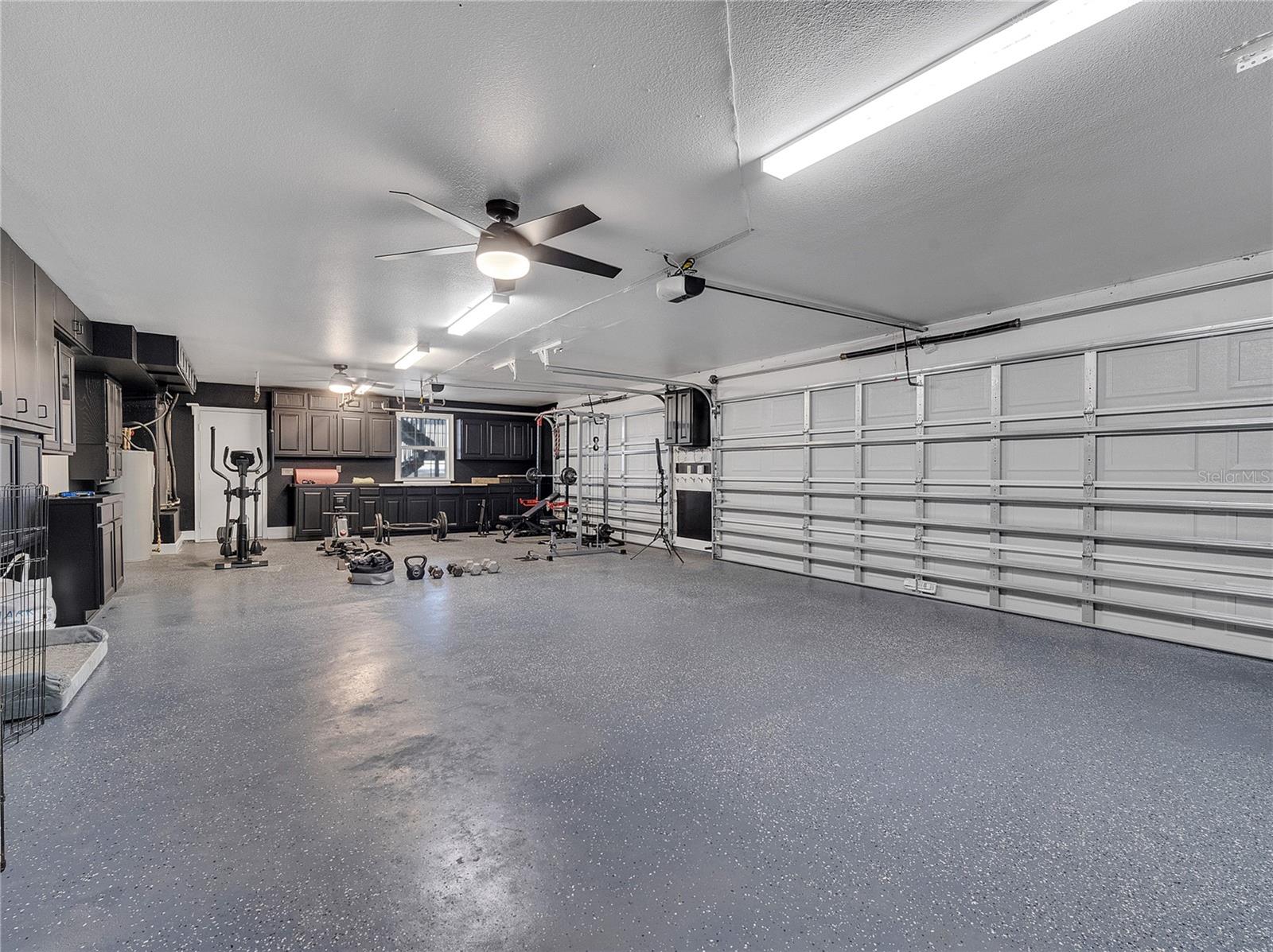 Image 69 of 87 For 2525 Ridgeway Drive