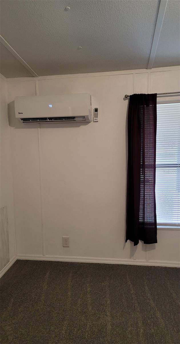 Image 15 of 31 For 10244 Rachel Cherie Drive